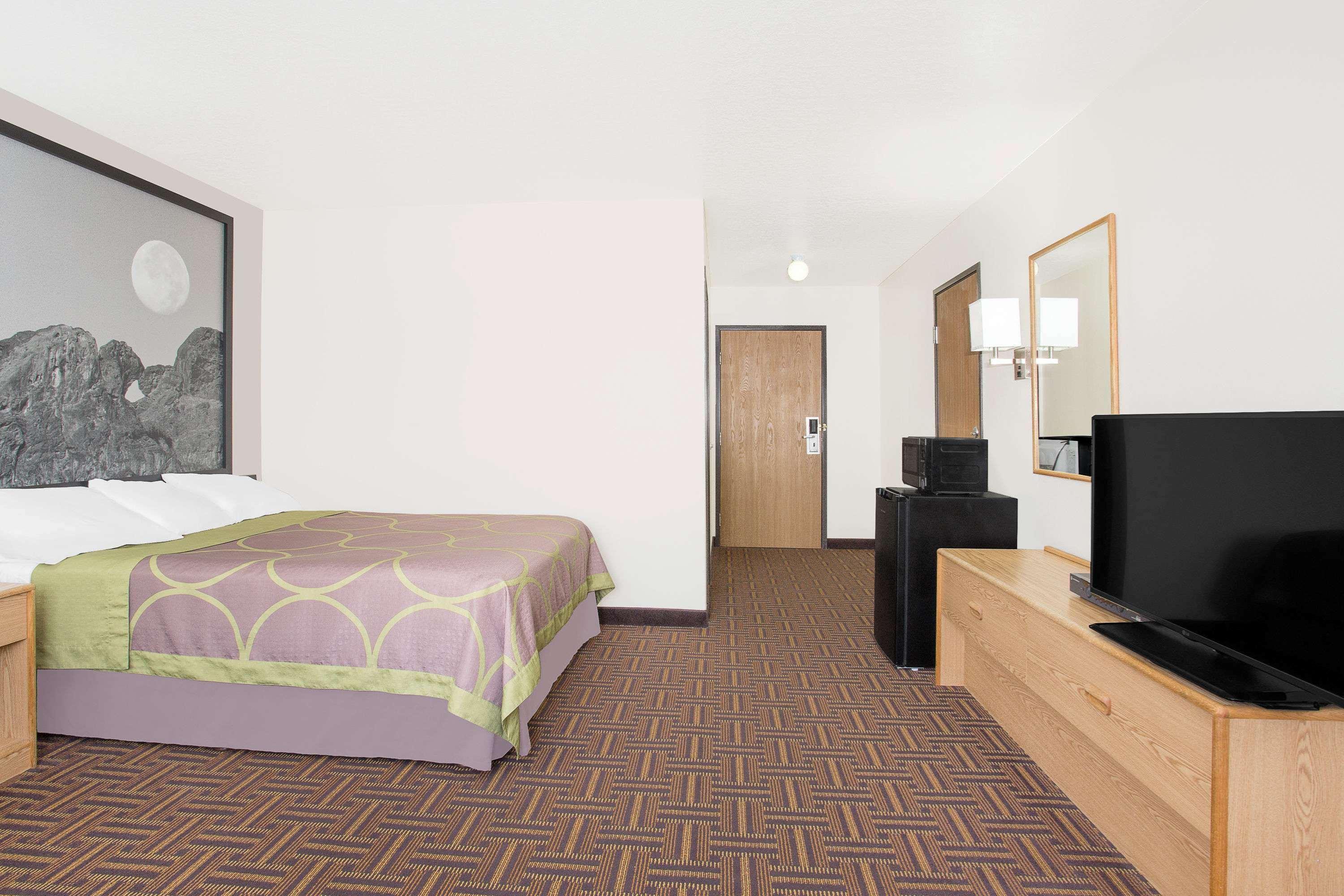 Hotel Super 8 By Wyndham Bloomfield Exteriér fotografie