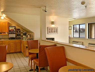 Hotel Super 8 By Wyndham Bloomfield Restaurace fotografie